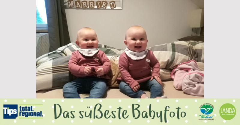 Das süßeste Babyfoto - Mia und Emma aus Urfahr-Umgebung