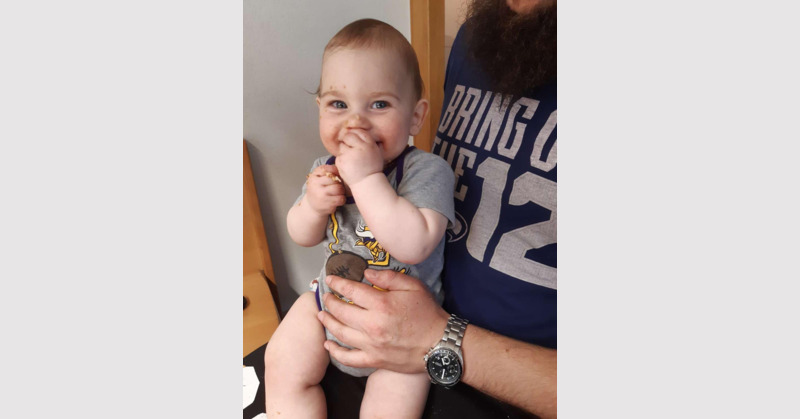 Das süßeste Babyfoto Leon aus Vöcklabruck