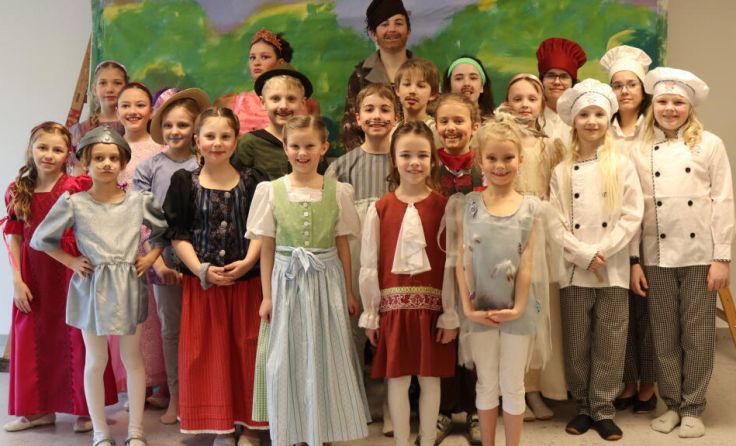 Voll motiviert und bereits eifrig am Proben: die Theatergruppe ulkids (Foto: mai)