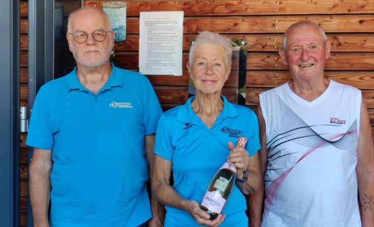 (V.l.) Obmann Erwin Zeinhofer, Sylvia Siegl und BO Erwin Pachner (Foto: Seniorenbund)