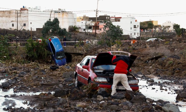 Chaos nach Unwetter auf Gran Canaria (Foto: Borja Suarez / REUTERS / picturedesk.com)