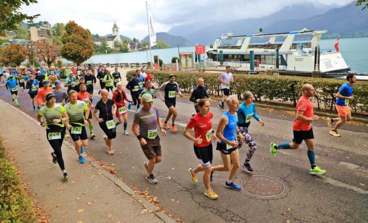 Start des Wolfgangseelaufs (Foto: Hörmandinger)