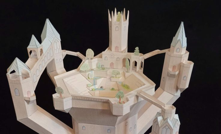 Papierprojekt "Turm der Wälder" (Foto: Weikerstorfer)