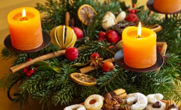 Fettnäpfchen Weihnachtsfeier: Umgangsformen für das große Firmenfest