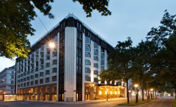 Hilton Vienna Plaza: Wohnen und Leben im Stil der goldenen Zwanziger.
