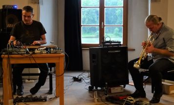 Jazz im Schloss Pragstein Mauthausen mit der kleinsten Bigband der Welt!