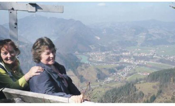 Gipfelrast am Big Raming City Blick Bankerl