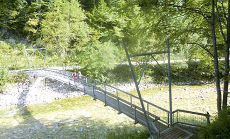 Hängebrücke über den Reichramingbach