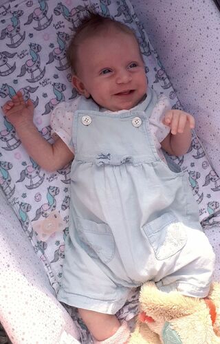 Das süßeste Babyfoto - Leona aus Vöcklabruck