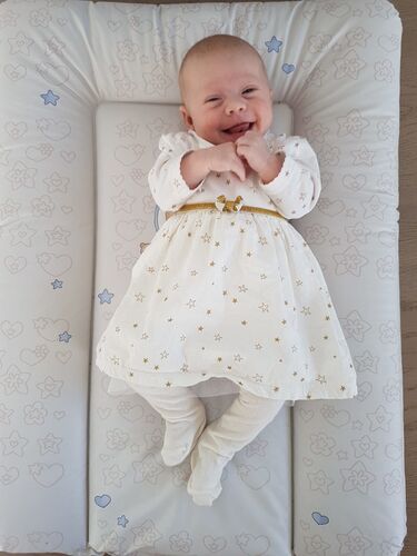 Das süßeste Babyfoto - Mia aus Vöcklabruck