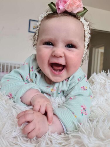 Das süßeste Babyfoto - DUA aus Eferding