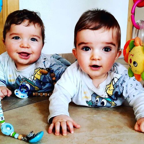 Das süßeste Babyfoto - Michael & Matteo aus Schärding