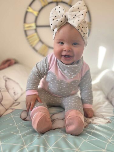 Das süßeste Babyfoto - Alissa aus Ried