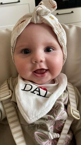 Das süßeste Babyfoto - Eleonore  aus Wels