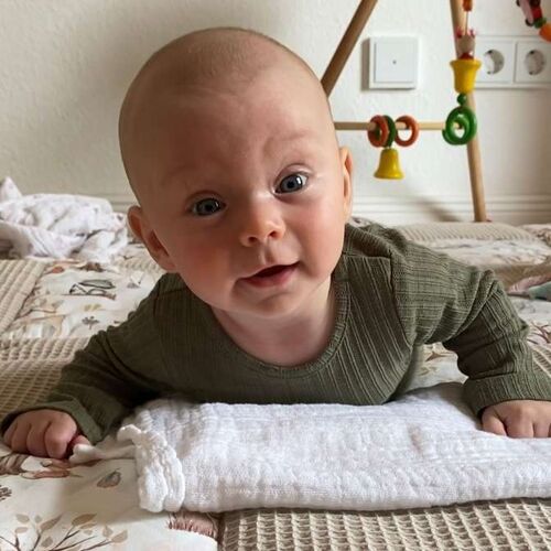 Das süßeste Babyfoto - Mariella aus Wels