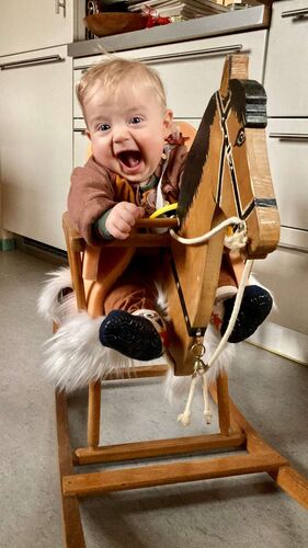 Das süßeste Babyfoto - Oskar Georg  aus Ried