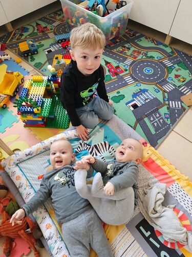 Das süßeste Babyfoto -  Jonah & Luis aus Perg