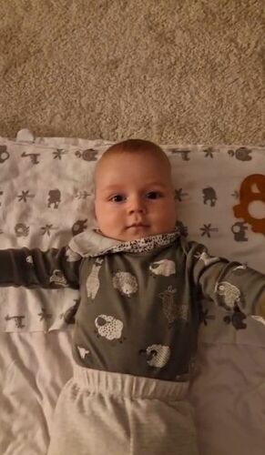 Das süßeste Babyfoto -  Paul aus Gmunden