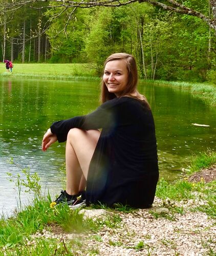 Corona HeldIn - Sabrina  aus Eferding