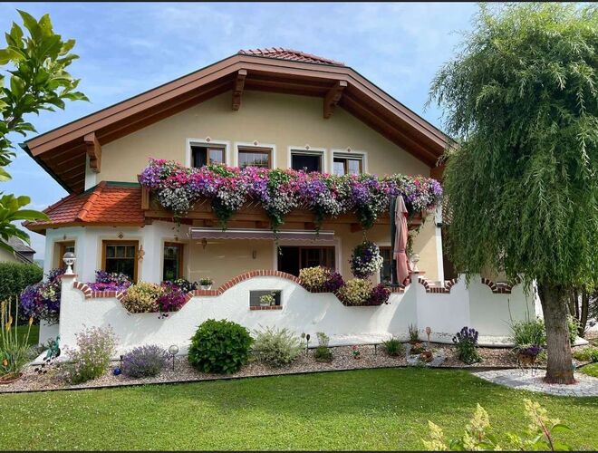 Das schönste Eigenheim 2022 - Renate  aus Vöcklabruck