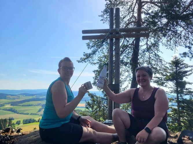 Tips Gipfelstürmer - Wanderschwestern Bettina & Sonja - Kühstein (728m)