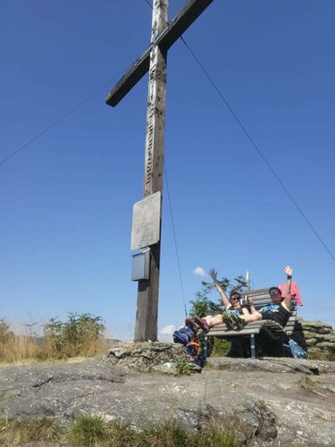 Tips Gipfelstürmer - Wanderschwestern Bettina & Sonja - Stinglfelsen (1260m)