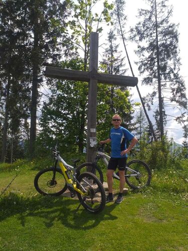 Tips Gipfelstürmer - Thomas - Gipfelkreuz Madereck (1053m)
