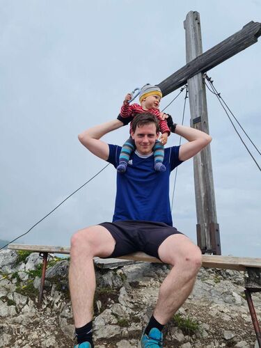 Tips Gipfelstürmer - Hannes mit Lukas - Rauhkogel ( Mittagstein ) (1100m)