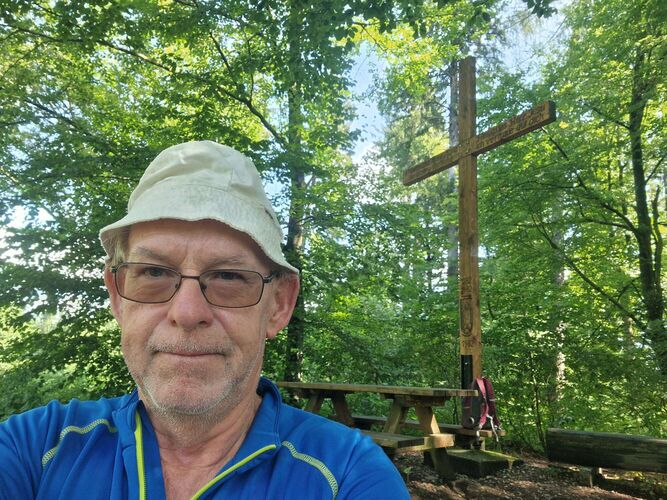 Gipfelstürmer 2024 - Helmut - 3-Buchen-Kreuz  (604m)