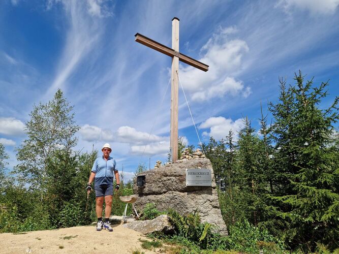 Gipfelstürmer 2024 - Helmut - Oberneukirchner Bergkreuz  (868m)