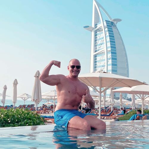 Cool am Pool - Michael aus Linz-Land