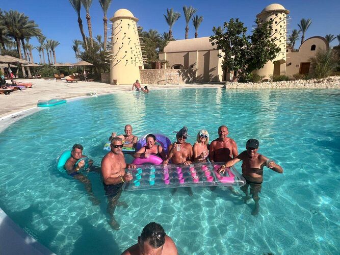 Cool am Pool - Silke aus Kirchdorf