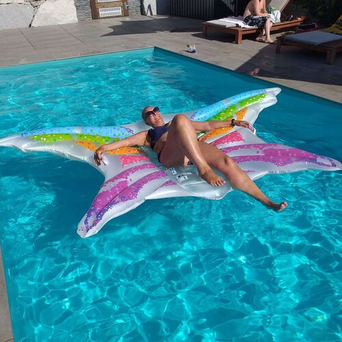 Cool am Pool - Sabine aus Wels