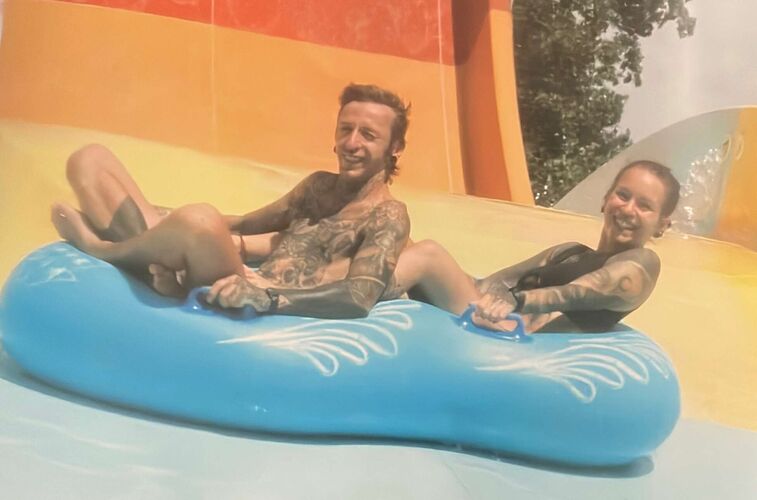 Cool am Pool - Eva-Maria aus Gmunden