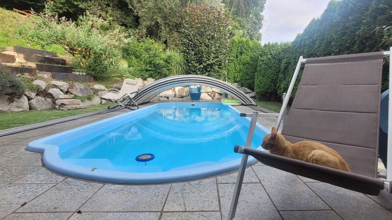 Cool am Pool - Christine aus Urfahr-Umgebung