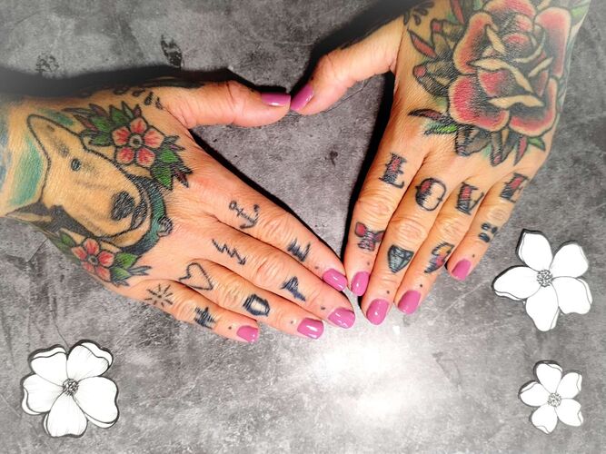 Das coolste Tattoo - Gloria  aus Schärding