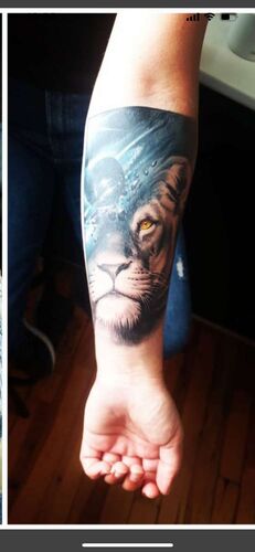 Das coolste Tattoo - Burcu aus Kirchdorf