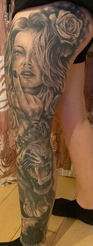 Das coolste Tattoo - Viktoria  aus Braunau