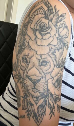 Das coolste Tattoo - Julia aus Wels