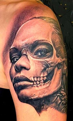 Das coolste Tattoo - Birgit aus Urfahr-Umgebung