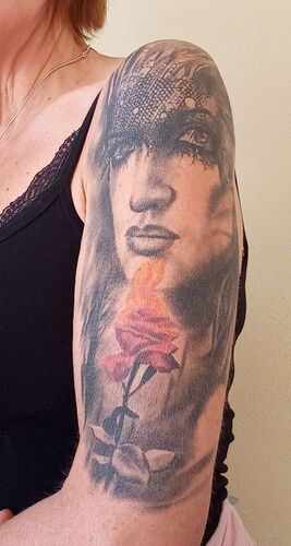 Das coolste Tattoo - Sandra aus Vöcklabruck