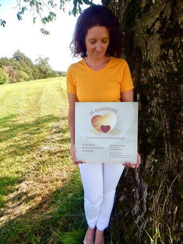 Tollster Job - Sandra aus Braunau ( Masseurin & Holistic Pulsing Praktikerin  ) - In Harmonie - Raum für Balance & Wohlbefinden