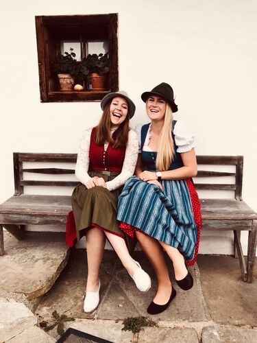 Trachtenvoting - Madeleine und Bernadette aus Gmunden