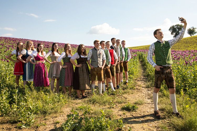 Trachtenvoting - Lisa aus Wels