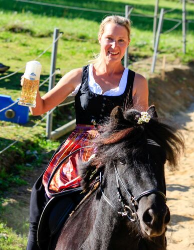 Trachtenvoting - Barbara aus Rohrbach