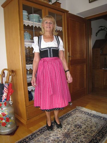 Trachtenvoting - Eva aus Linz