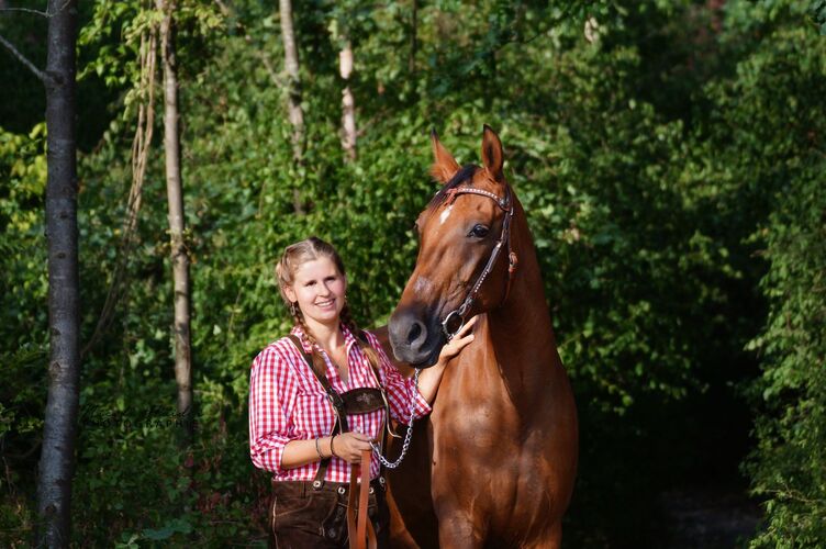 Trachtenvoting - Jacqueline aus Linz-Land