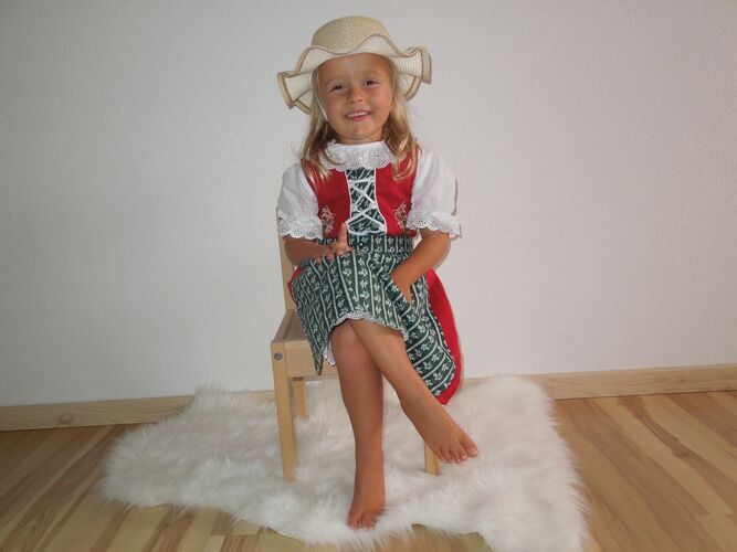 Trachtenvoting - Doris aus Perg