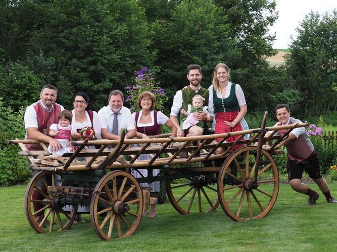 Trachtenvoting - Daniela  aus Wels