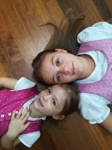 Trachtenvoting - Leonie und Helene aus Ried